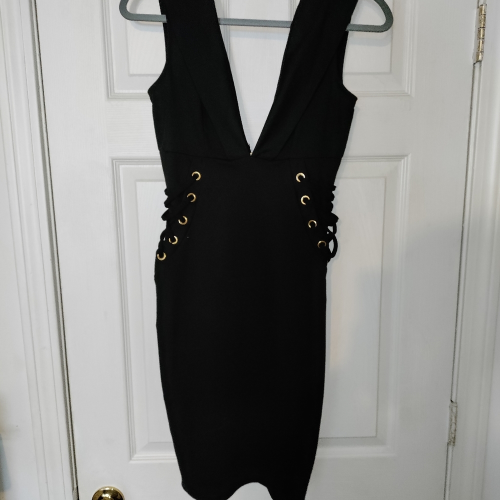 New look, size small, black